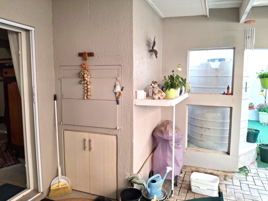 2 Bedroom Property for Sale in Fonteine Retirement Village Western Cape